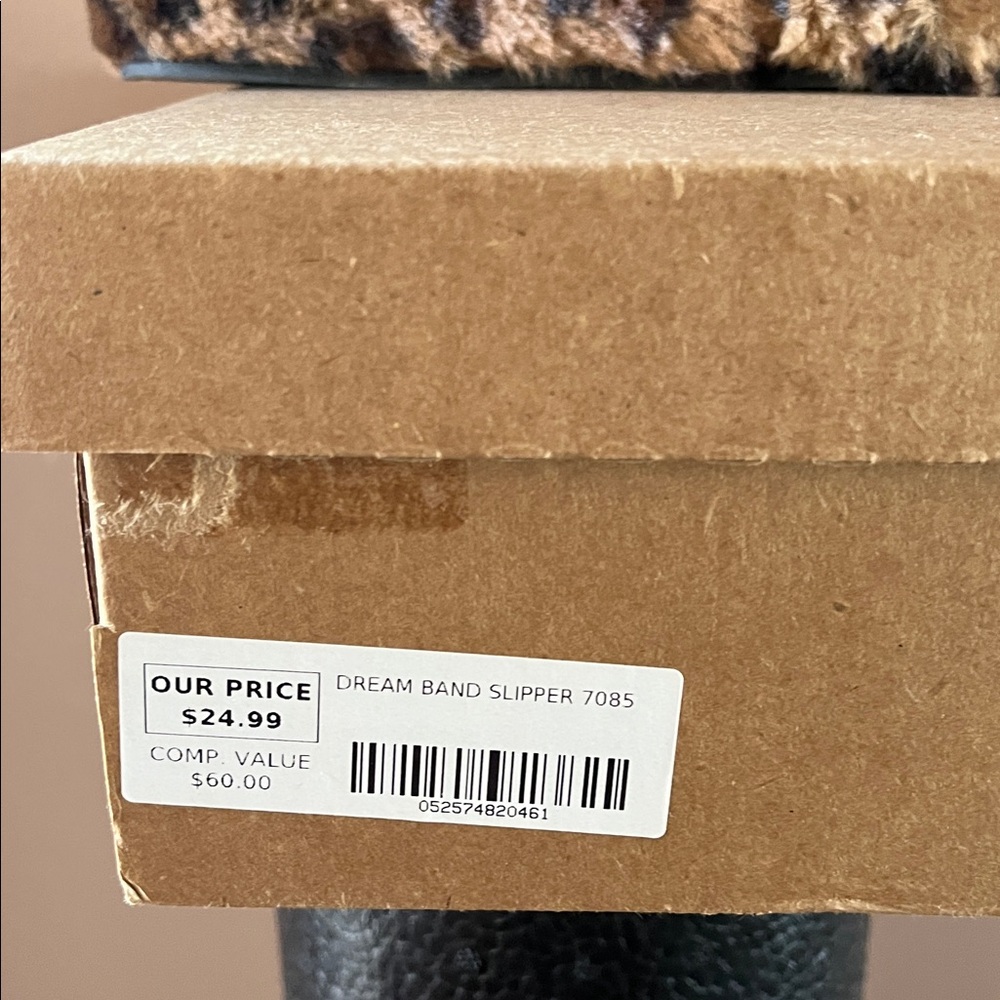 Journee Collection Dream Band Slippers - Picture 2 of 3